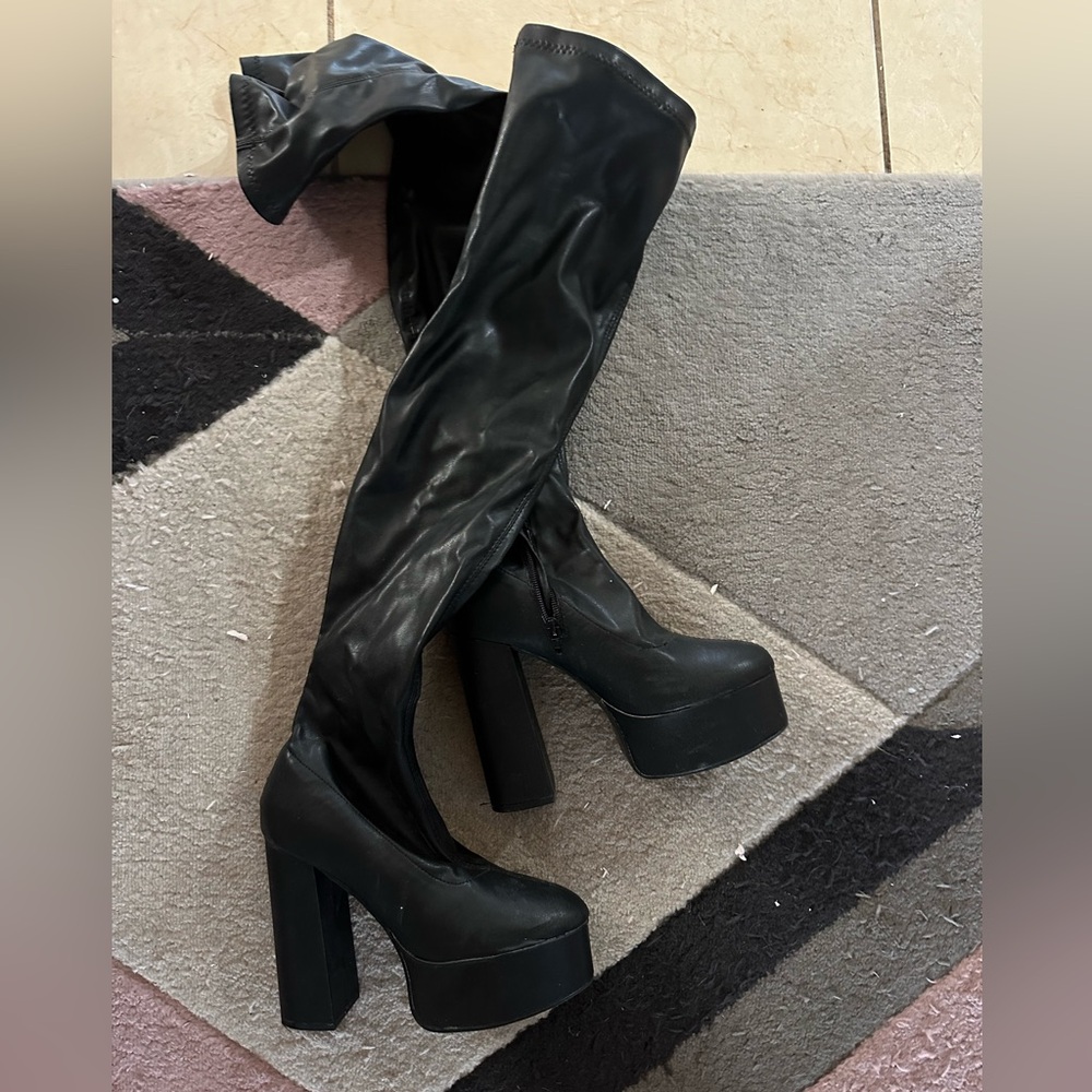 Hi leather boots dolls kill